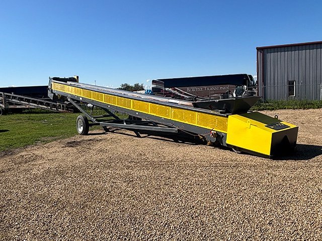 2017 Superior 3650 Pit Portable Radial Stacker