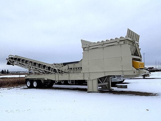 1995 Clemro Feeder
